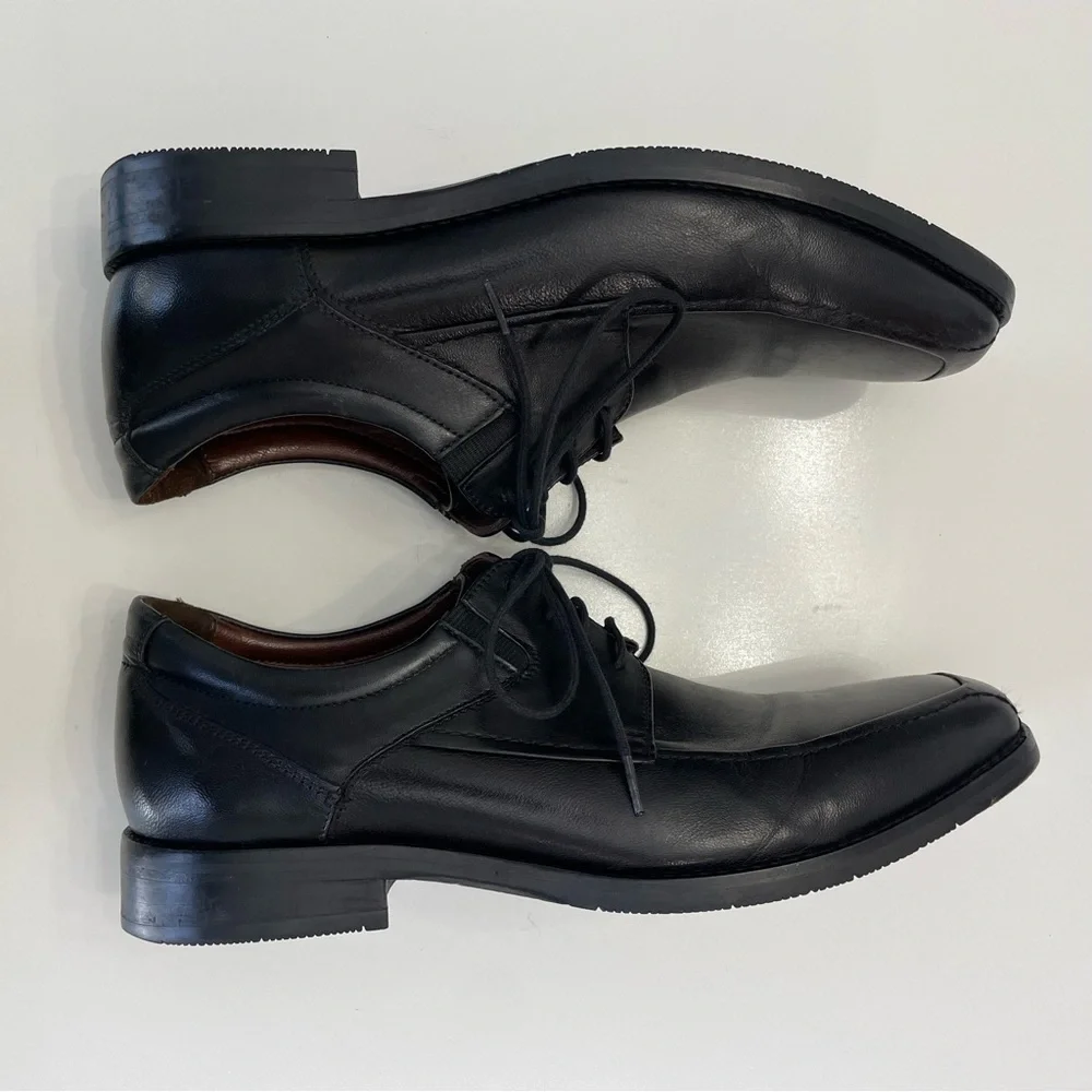 Johnston & Murphy Black Leather Bartlett Moc-Toe LaceUp Shoes, size 9.5
